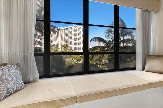 500 Three Islands Blvd 221, Hallandale Beach, FL 33009