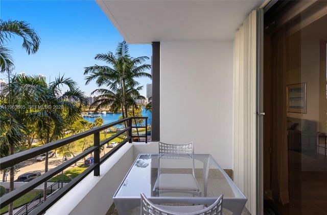 500 Three Islands Blvd 221, Hallandale Beach, FL 33009