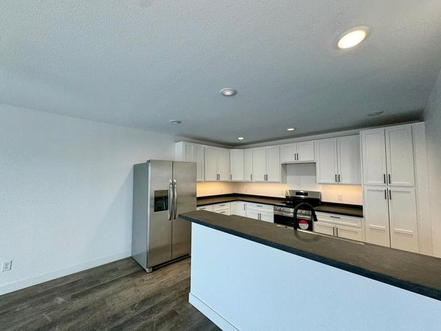 605 McKinley Street SE, Warroad, MN 56763