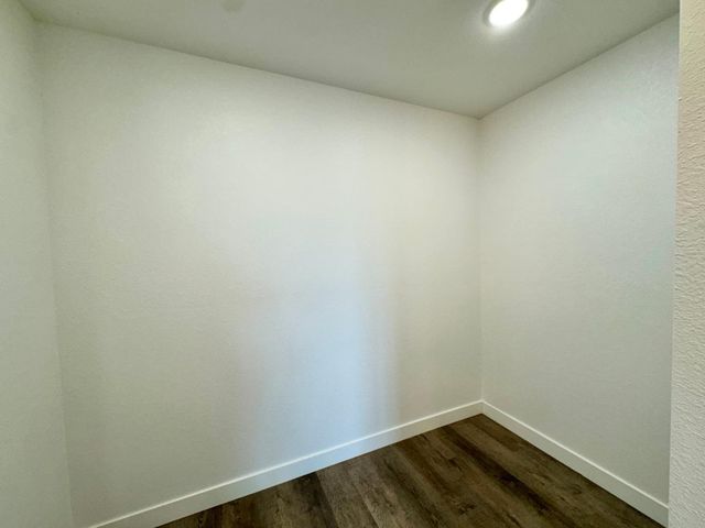 605 McKinley Street SE, Warroad, MN 56763