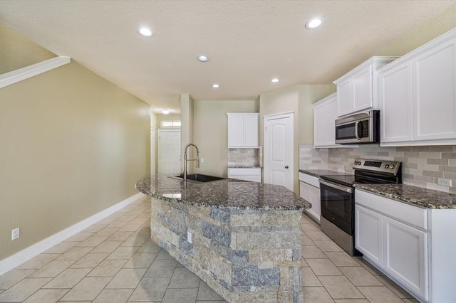 2158 Flintshire DR, New Braunfels, TX 78130