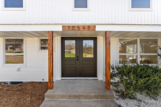10645 Johnson Road, Bloomington, MN 55437