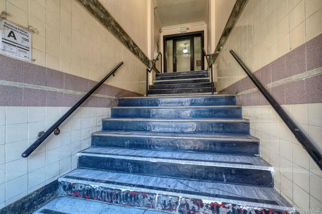 1372 Shakespear Avenue 2H, Bronx, NY 10452