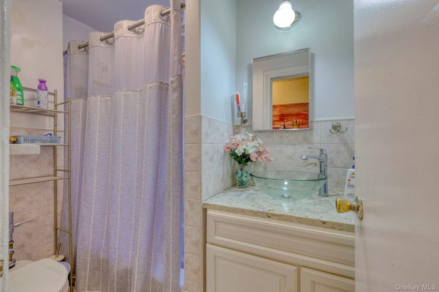 1372 Shakespear Avenue 2H, Bronx, NY 10452