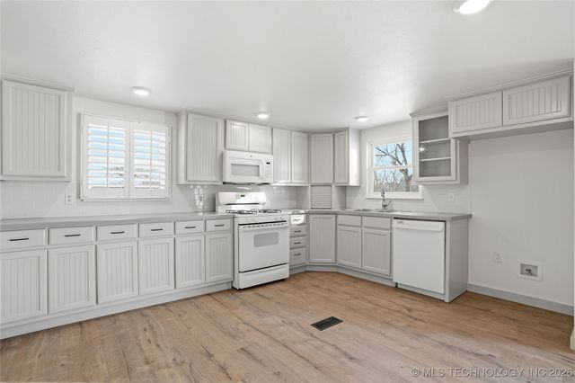 9890 Dentonville Road, Okmulgee, OK 74447