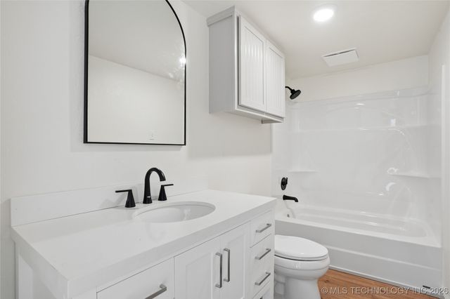 9890 Dentonville Road, Okmulgee, OK 74447