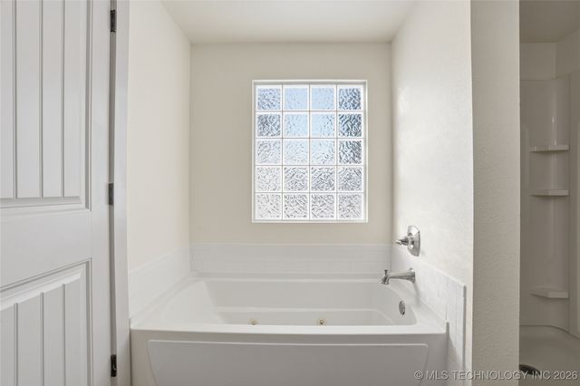 9890 Dentonville Road, Okmulgee, OK 74447