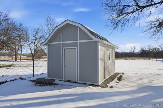 9890 Dentonville Road, Okmulgee, OK 74447