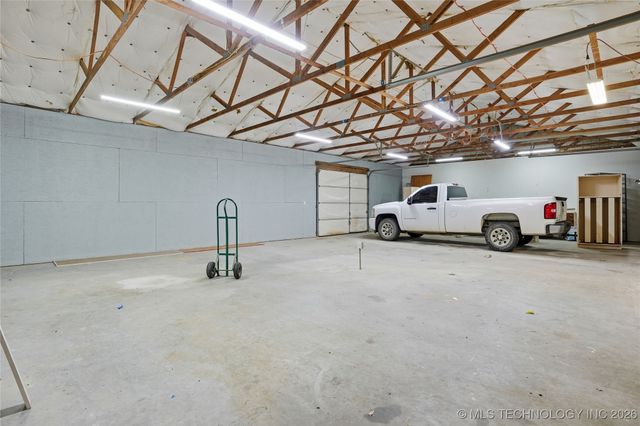 9890 Dentonville Road, Okmulgee, OK 74447