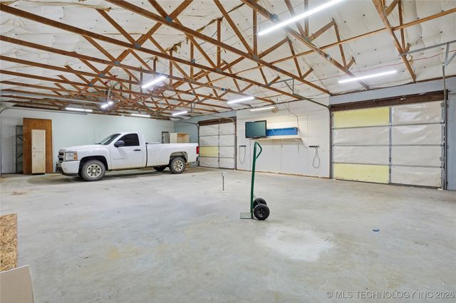 9890 Dentonville Road, Okmulgee, OK 74447