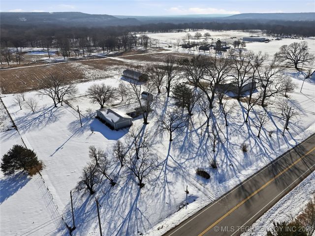 9890 Dentonville Road, Okmulgee, OK 74447