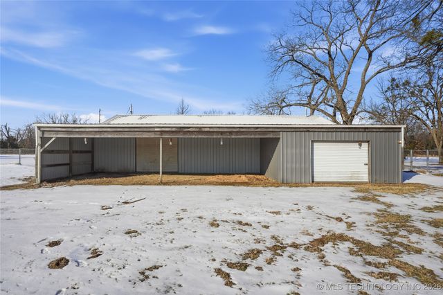 9890 Dentonville Road, Okmulgee, OK 74447