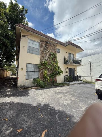 1520 SW 1st Street, Miami, FL 33135