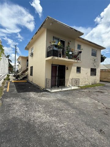 1520 SW 1st Street, Miami, FL 33135