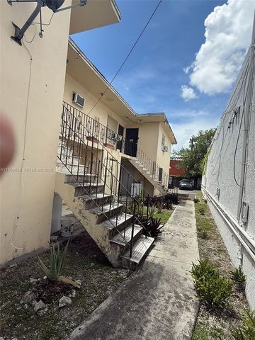 1520 SW 1st Street, Miami, FL 33135