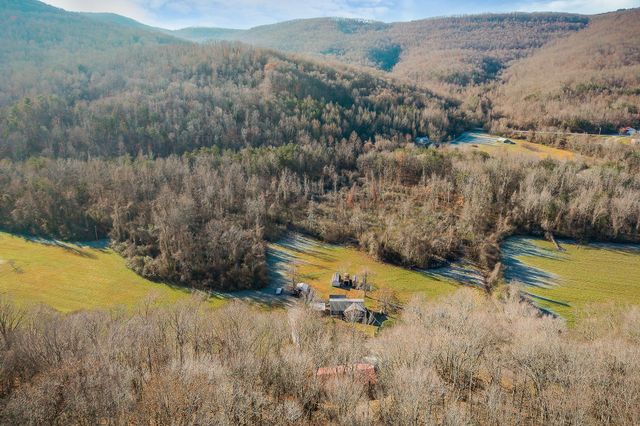 968 Boyd Rd, Rock Island, TN 38581