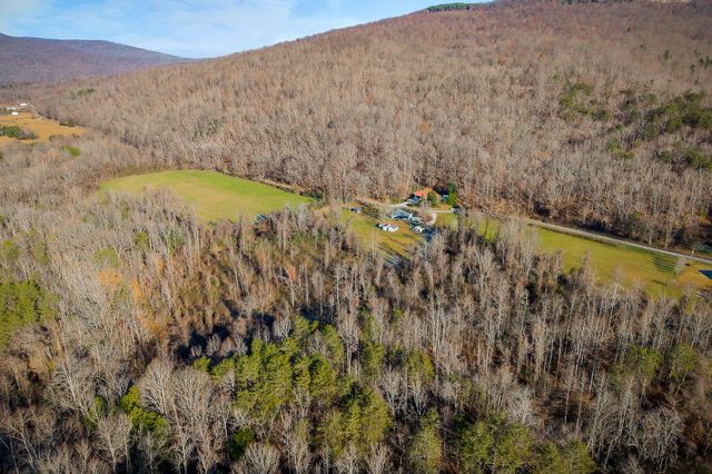 968 Boyd Rd, Rock Island, TN 38581