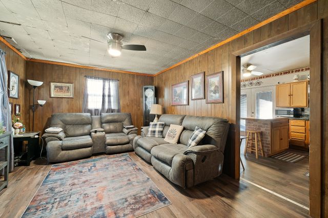 968 Boyd Rd, Rock Island, TN 38581