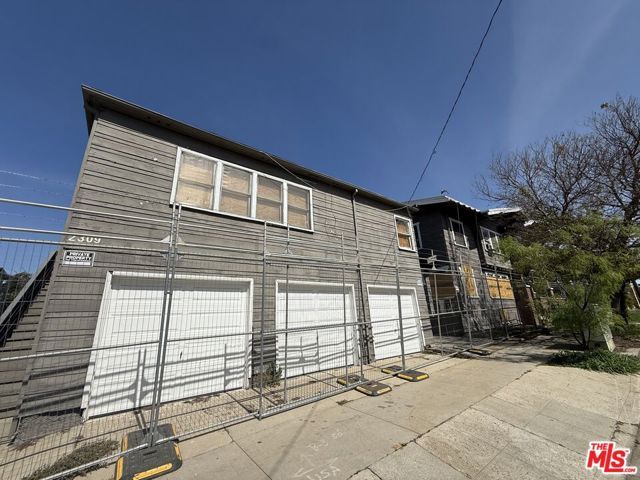 807 Waterloo Street, Los Angeles, CA 90026