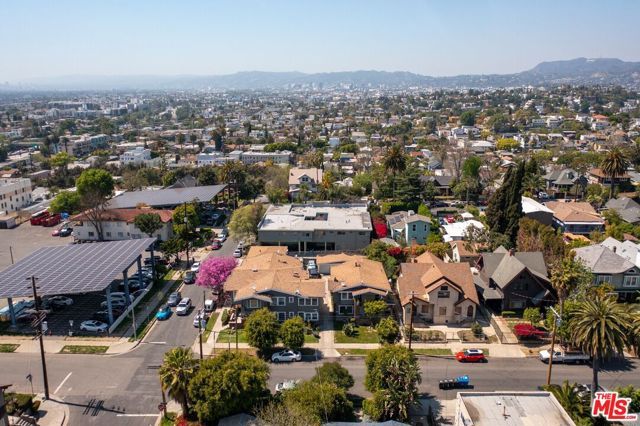 807 Waterloo Street, Los Angeles, CA 90026