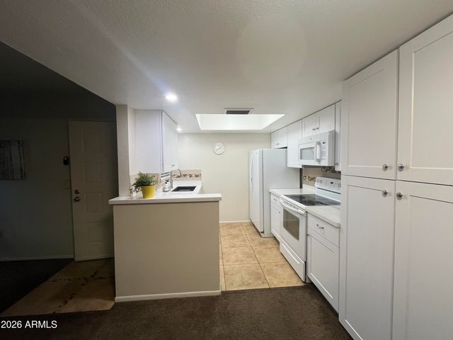 461 W Holmes Avenue 258, Mesa, AZ 85210