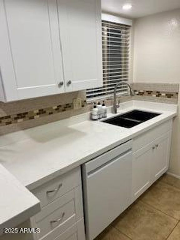 461 W Holmes Avenue 258, Mesa, AZ 85210