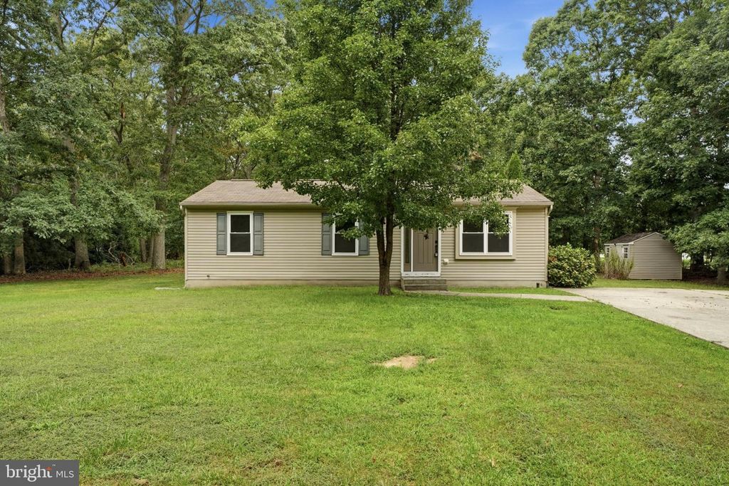 105 MCCURDY AVE, Franklinville, NJ 08322