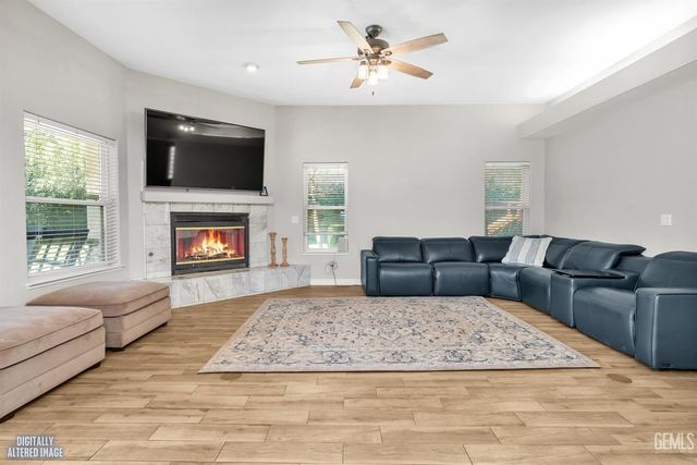 6301 Canyon View Court, Bakersfield, CA 93306