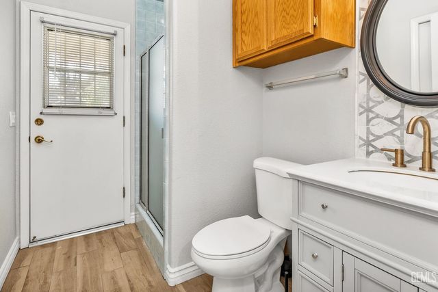 6301 Canyon View Court, Bakersfield, CA 93306