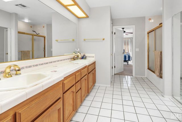 6301 Canyon View Court, Bakersfield, CA 93306