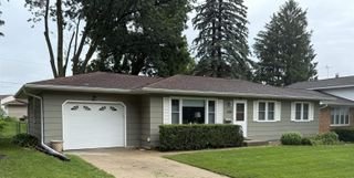 3336 Mount Vernon Drive, Waterloo, IA 50701