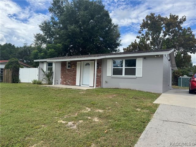 3851 SW 147th Lane Road, Ocala, FL 34473