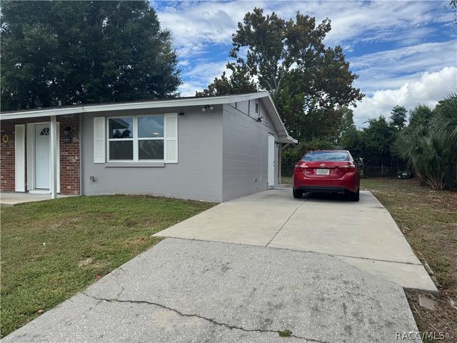 3851 SW 147th Lane Road, Ocala, FL 34473