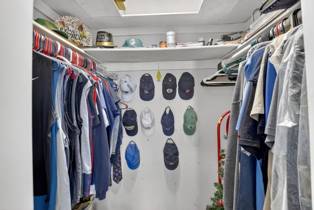 400 NE 12th Avenue 405, Hallandale Beach, FL 33009