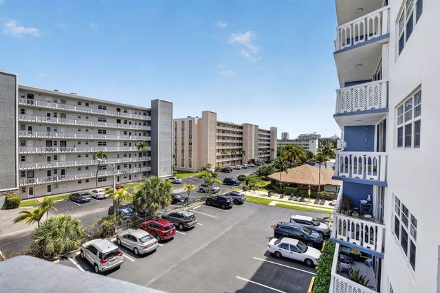 400 NE 12th Avenue 405, Hallandale Beach, FL 33009