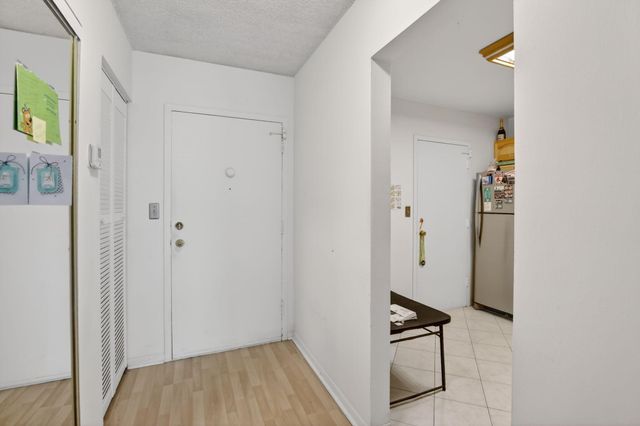 400 NE 12th Avenue 405, Hallandale Beach, FL 33009