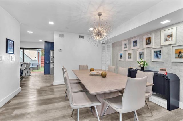 3904 Parkside Lane, Hollywood, FL 33021