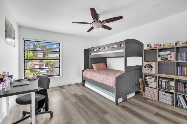 3904 Parkside Lane, Hollywood, FL 33021