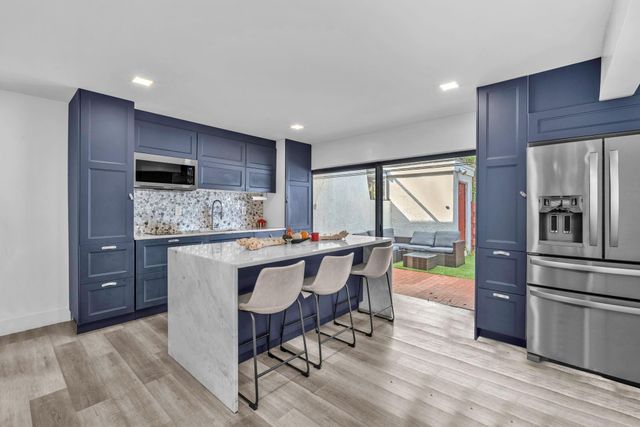 3904 Parkside Lane, Hollywood, FL 33021