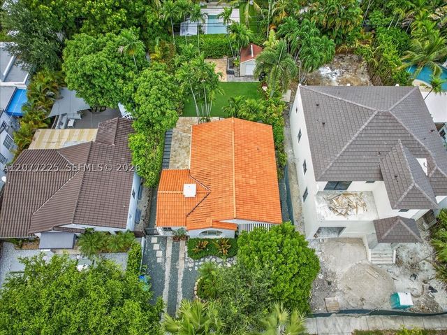 763 NE 75th St, Miami, FL 33138