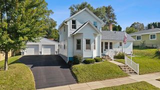 317 River Street, Portage, WI 53901