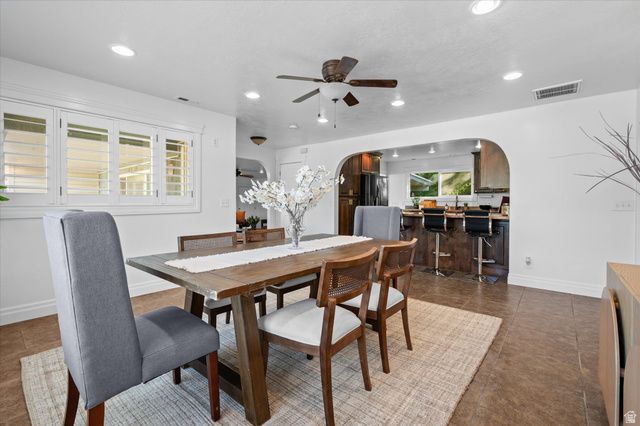185 E SOUTH WEBER DR, South Weber, UT 84405