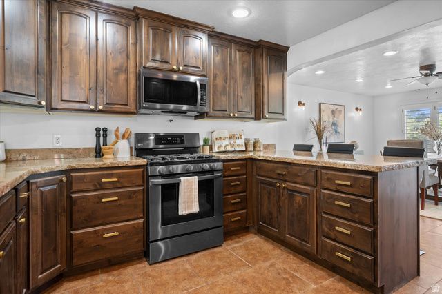 185 E SOUTH WEBER DR, South Weber, UT 84405