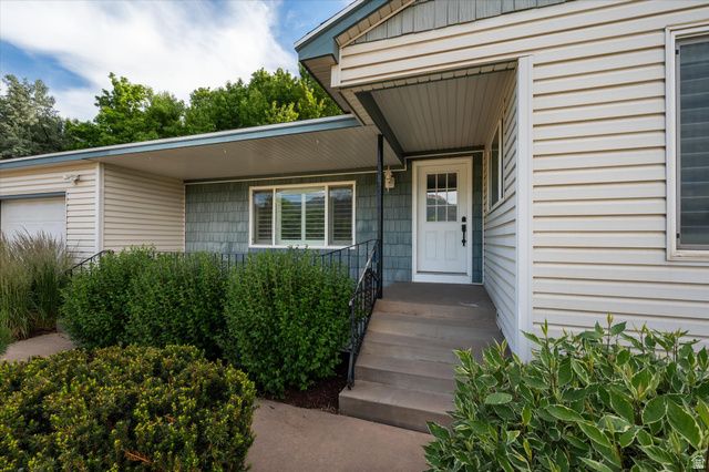 185 E SOUTH WEBER DR, South Weber, UT 84405
