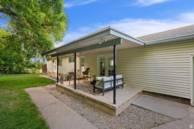 185 E SOUTH WEBER DR, South Weber, UT 84405