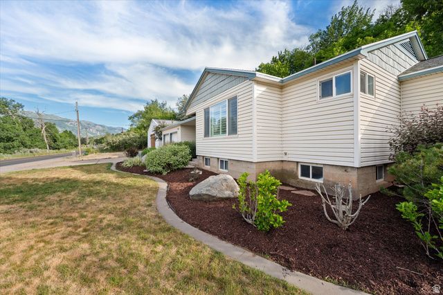 185 E SOUTH WEBER DR, South Weber, UT 84405