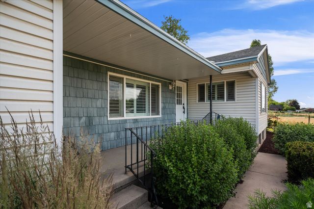 185 E SOUTH WEBER DR, South Weber, UT 84405