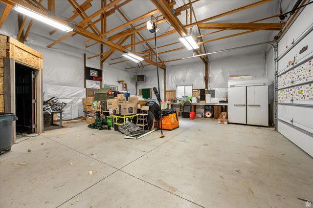 185 E SOUTH WEBER DR, South Weber, UT 84405