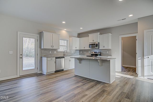 22 Starlet Rdg Way, Clayton, NC 27520