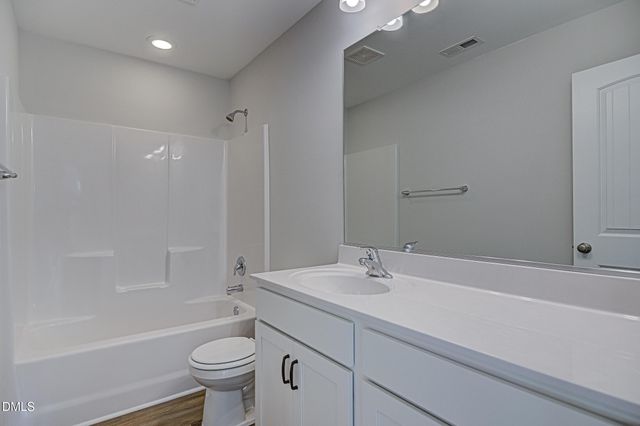 22 Starlet Rdg Way, Clayton, NC 27520